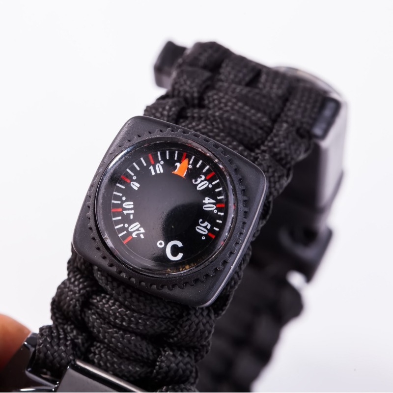 Multifunctional Outdoor Watch  - огляд і ціна Fire Starting Kit